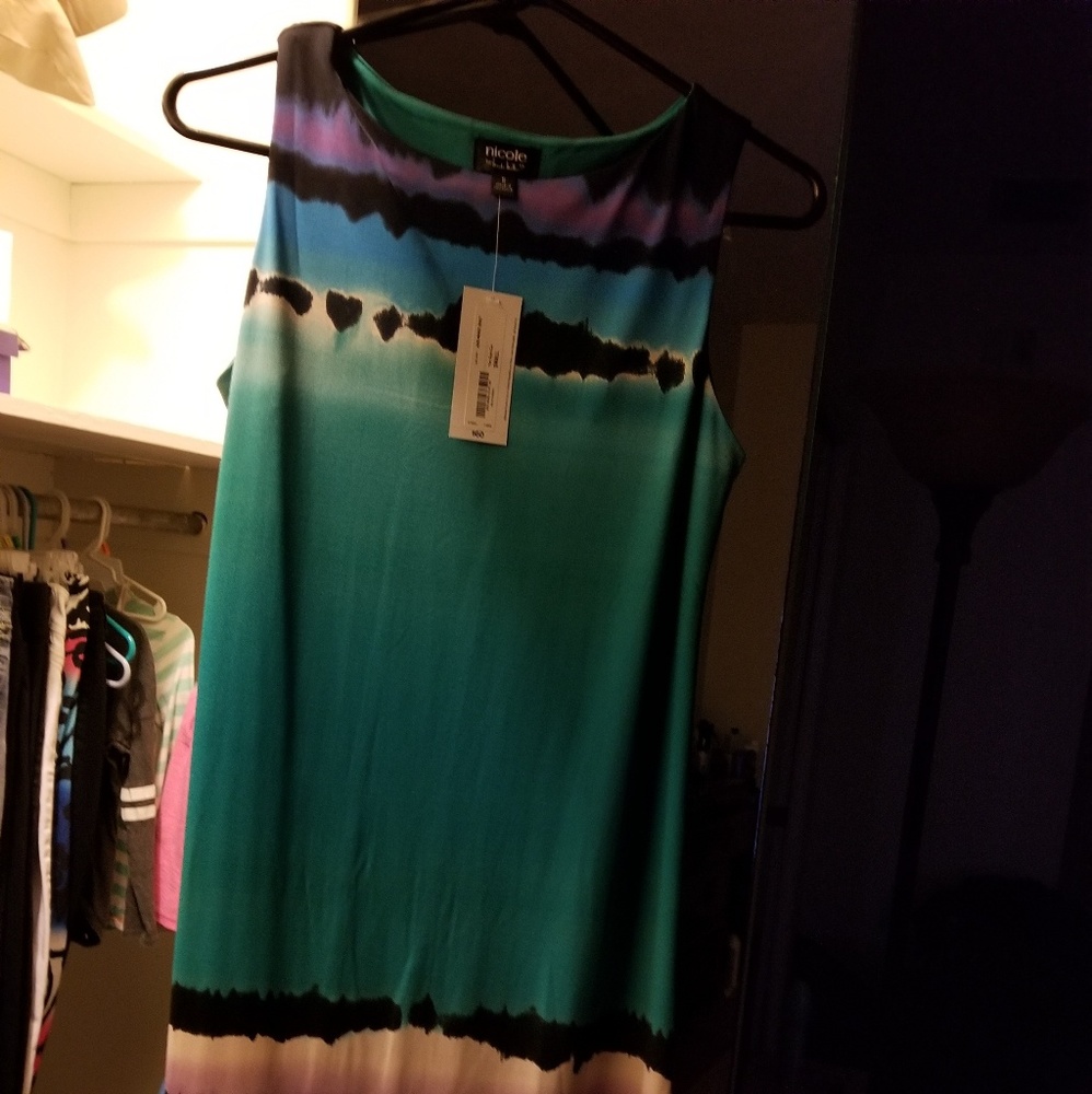 Dress - Picture 2 of 4